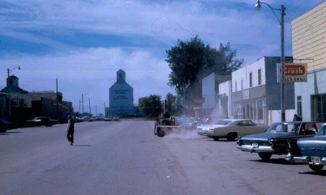 Main Street with grain elevator